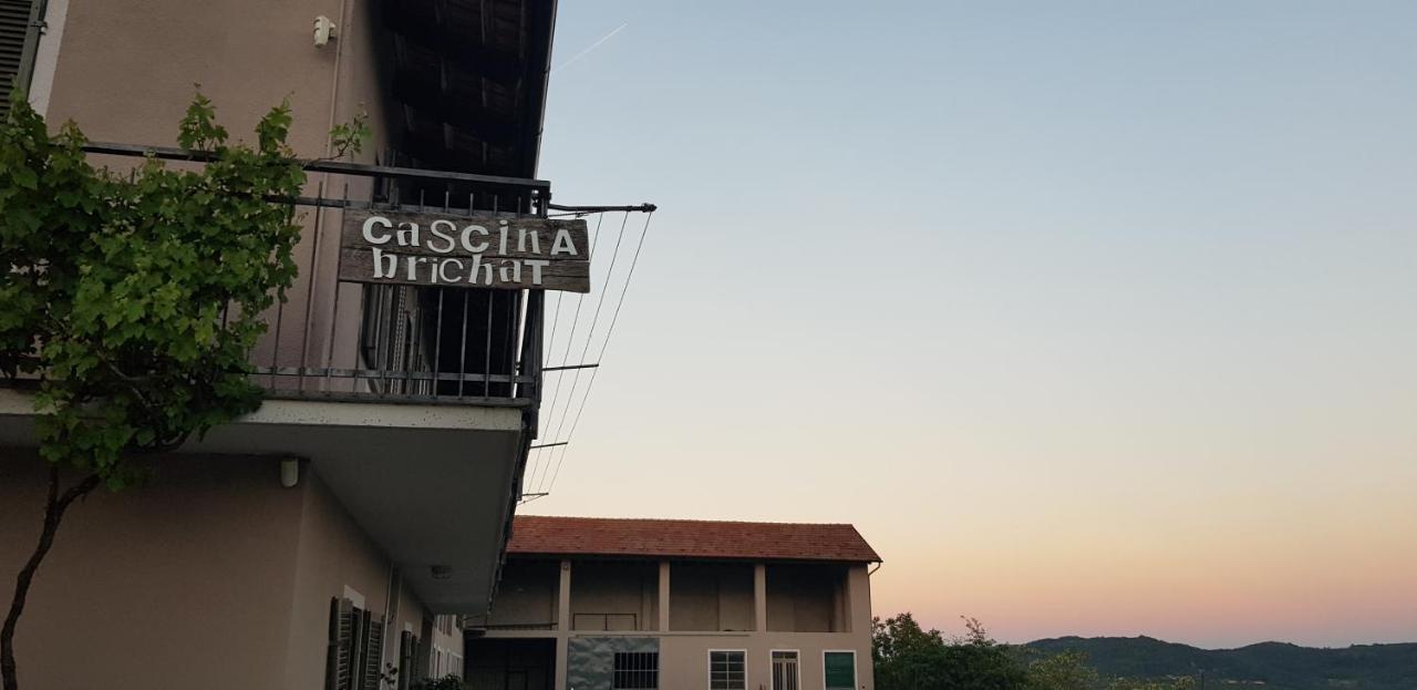 Cascina Brichat Alta Langa Serravalle delle Langhe Extérieur photo